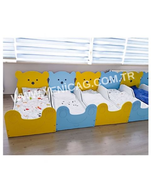 Ayıcık figürlü ( yatak hariç )